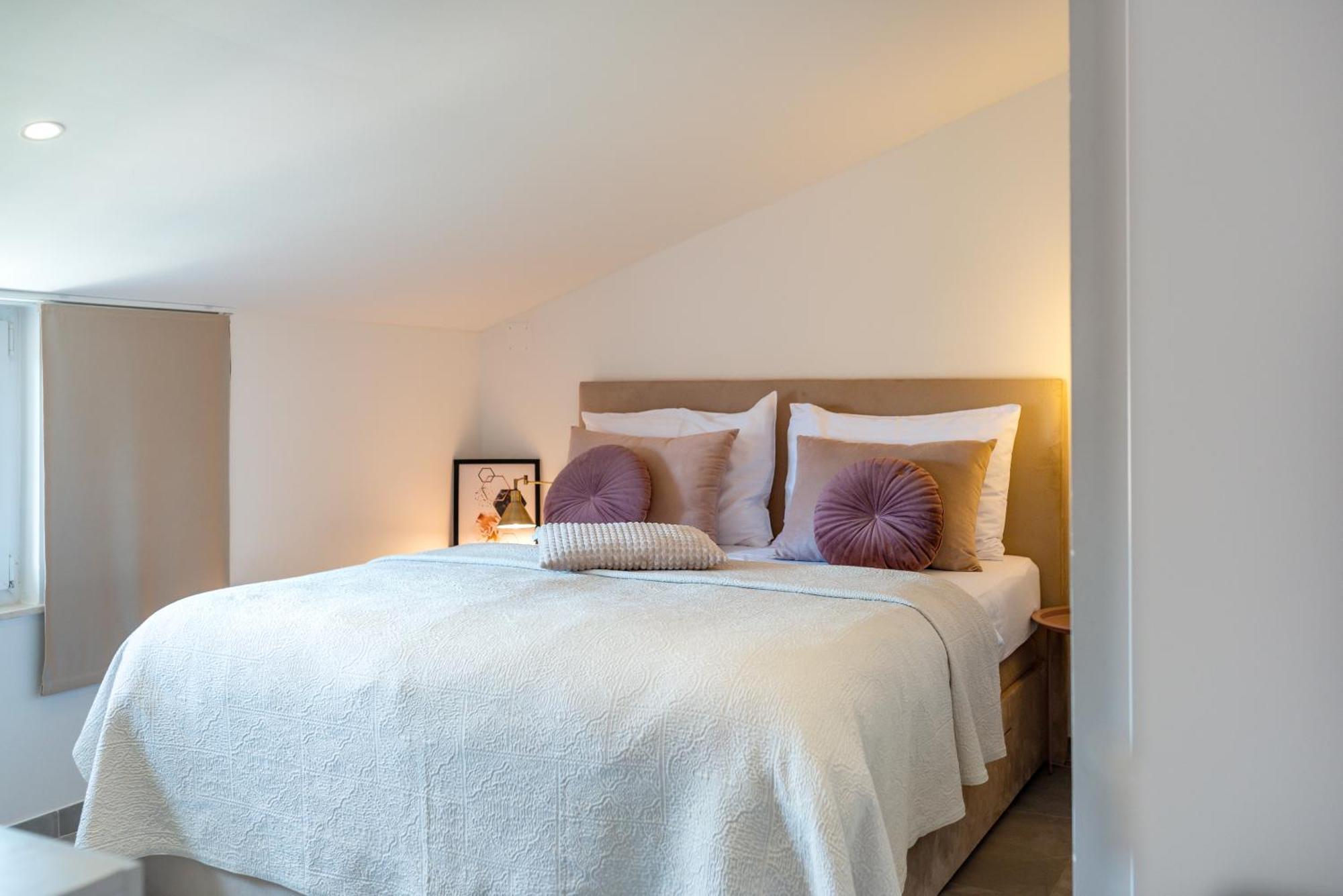 Danica Luxury Seaside Apartment شيبينيك المظهر الخارجي الصورة