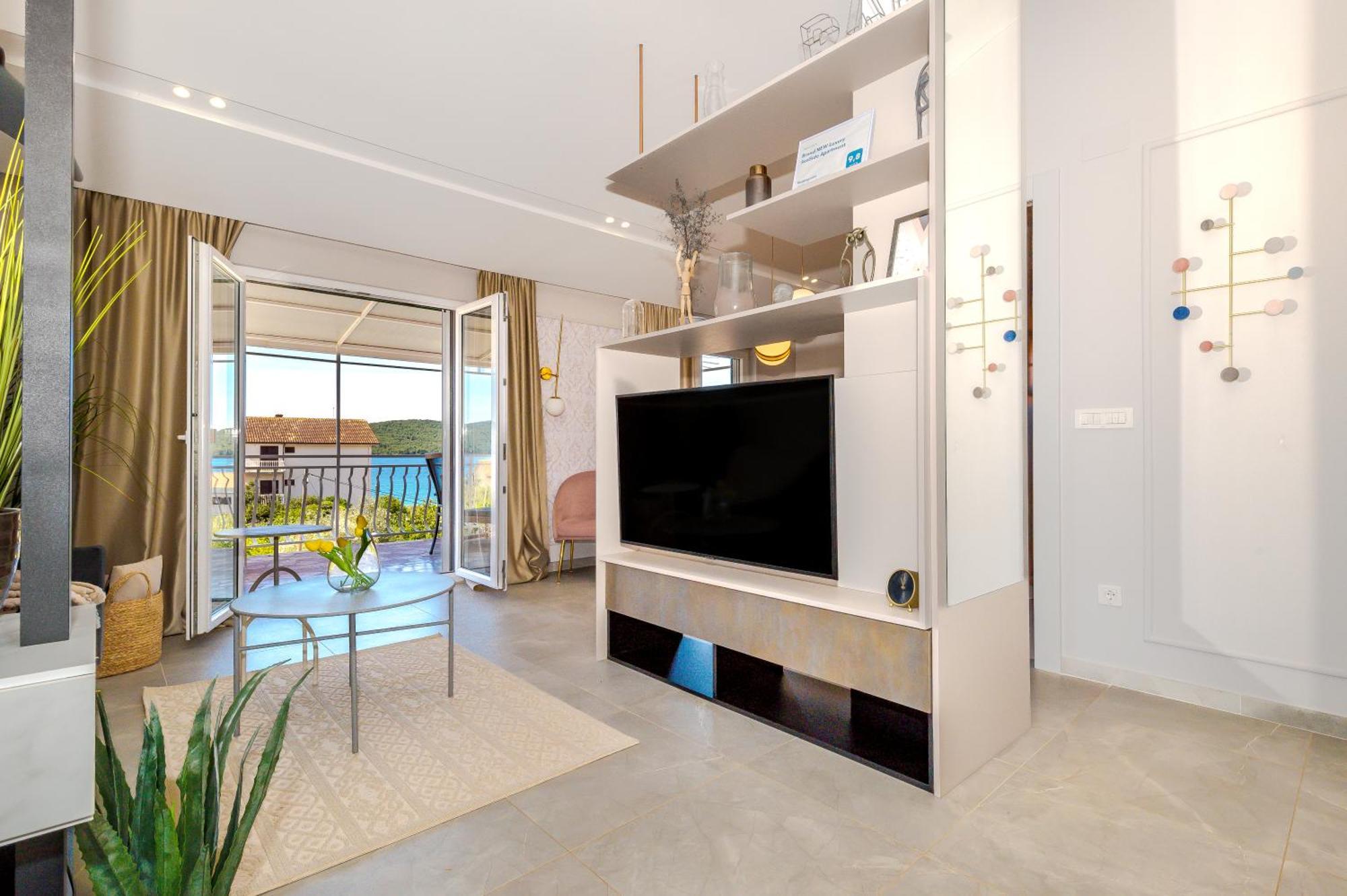 Danica Luxury Seaside Apartment شيبينيك المظهر الخارجي الصورة