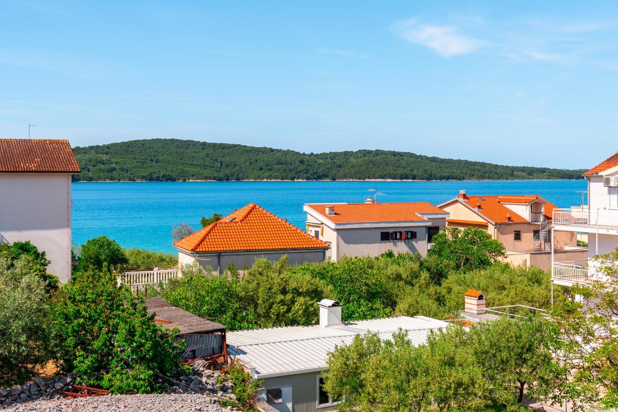Danica Luxury Seaside Apartment شيبينيك المظهر الخارجي الصورة